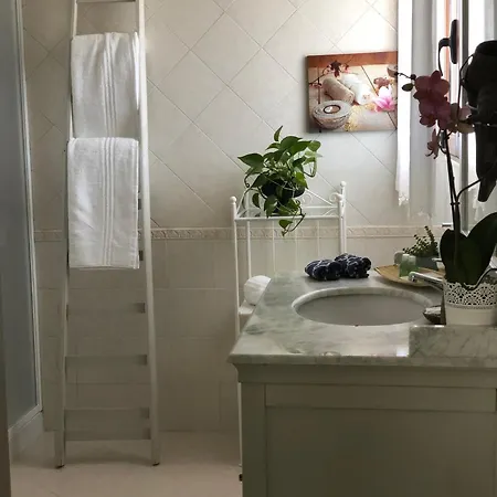 La Rosa Dei Venti Bed & Breakfast *